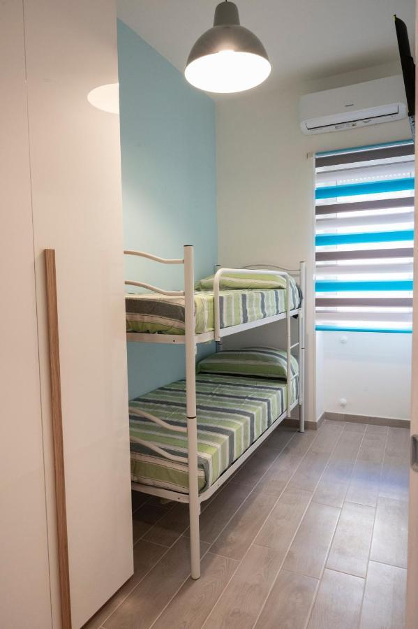 Antica Dogana Apartments Scirocco Terracina Bagian luar foto